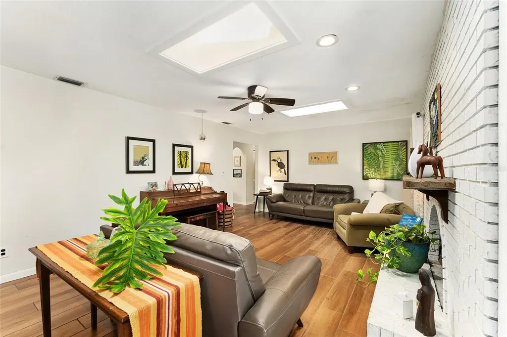 3845 NW 37th Place Gainesville FL 32606
