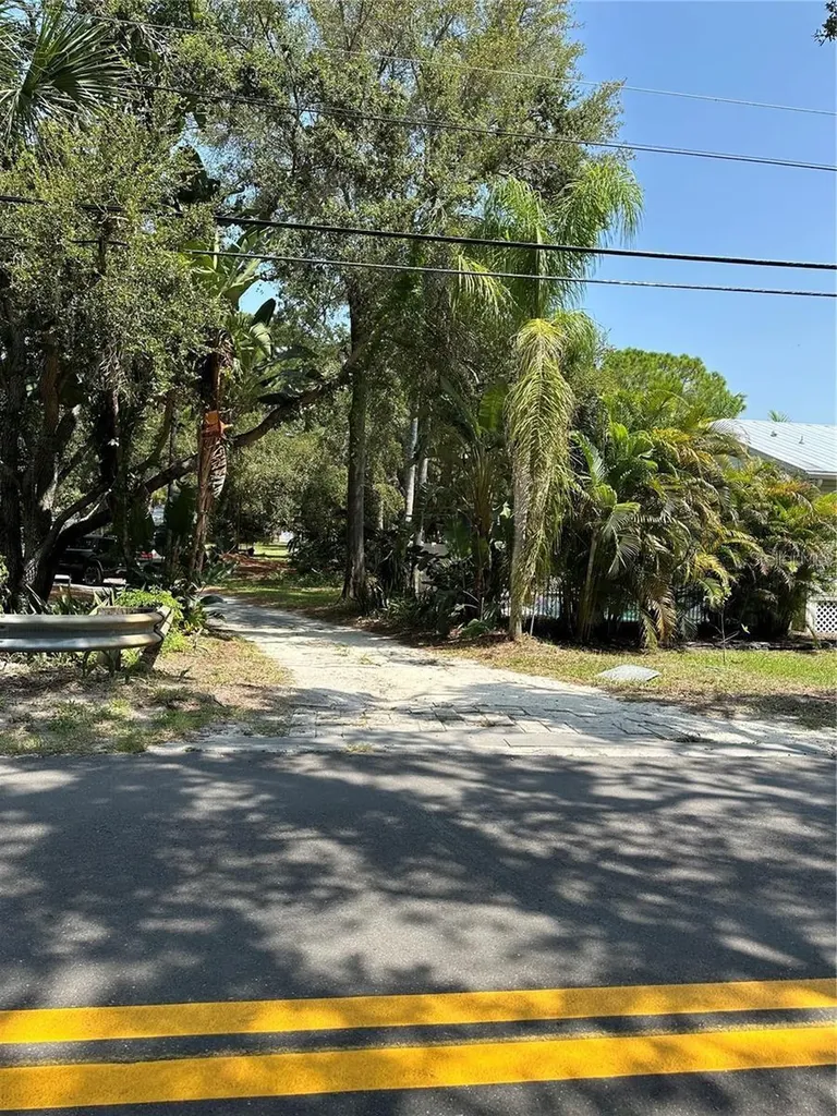 0 Pennsylvania Avenue Palm Harbor FL 34683