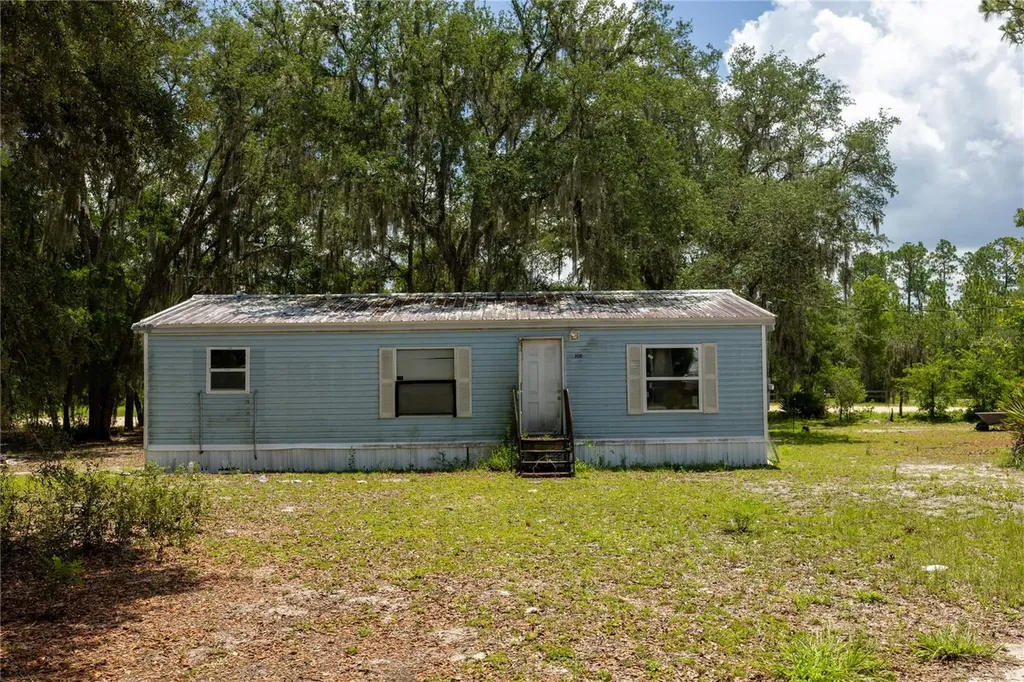 108 Kitty Avenue Interlachen FL 32148