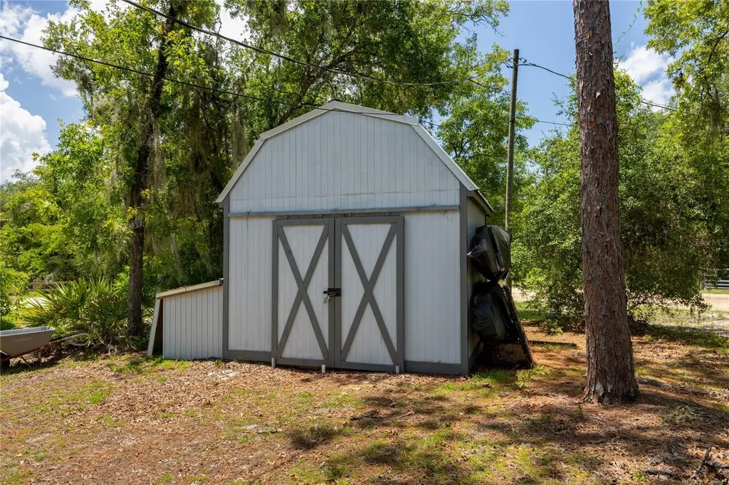 108 Kitty Avenue Interlachen FL 32148