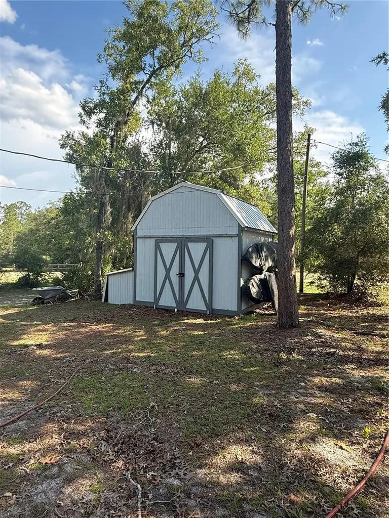108 Kitty Avenue Interlachen FL 32148