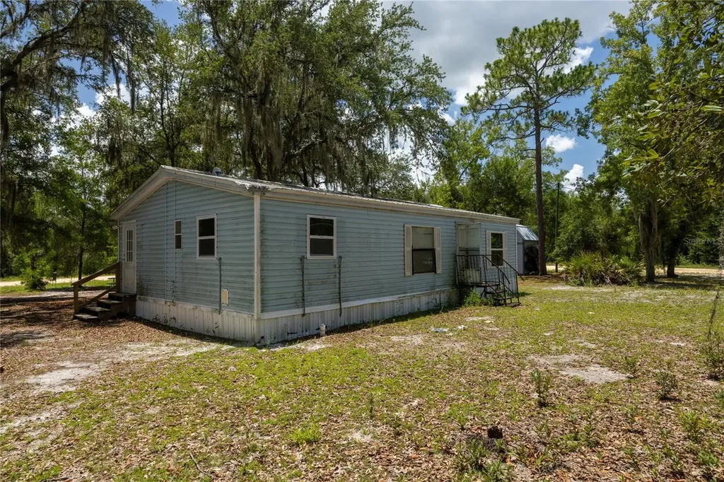 108 Kitty Avenue Interlachen FL 32148