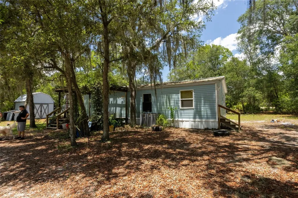 108 Kitty Avenue Interlachen FL 32148