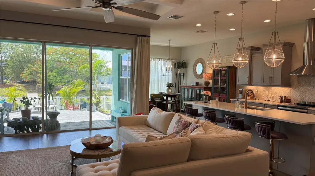 6412 Grenada Island Avenue Apollo Beach FL 33572