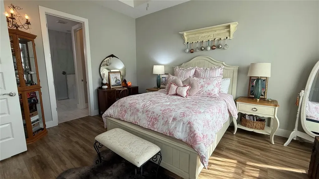 6412 Grenada Island Avenue Apollo Beach FL 33572
