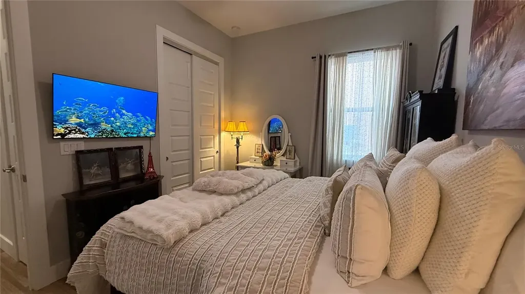 6412 Grenada Island Avenue Apollo Beach FL 33572