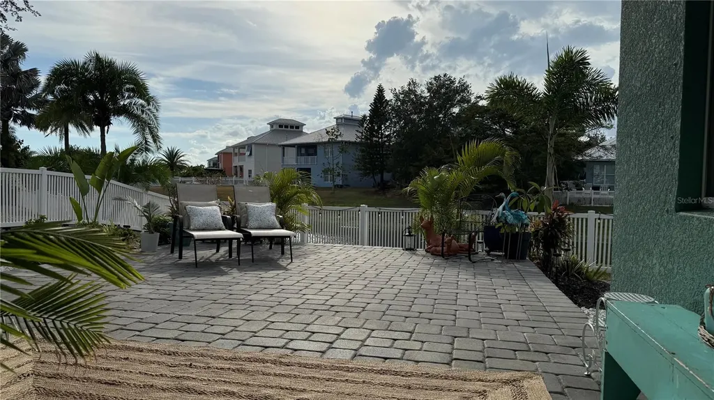 6412 Grenada Island Avenue Apollo Beach FL 33572