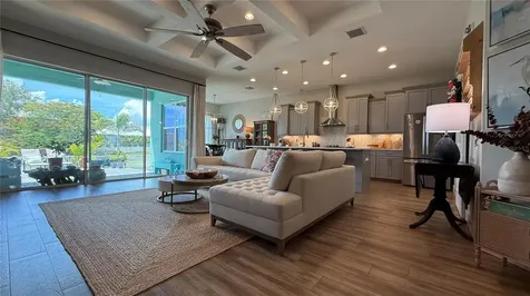 6412 Grenada Island Avenue Apollo Beach FL 33572