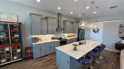 6412 Grenada Island Avenue Apollo Beach FL 33572