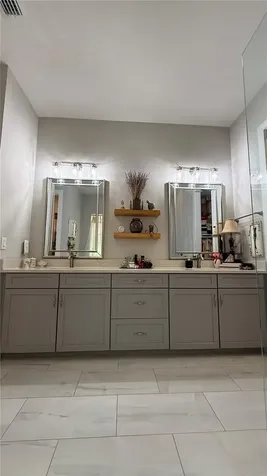 6412 Grenada Island Avenue Apollo Beach FL 33572