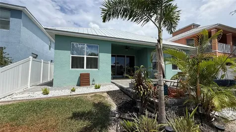 6412 Grenada Island Avenue Apollo Beach FL 33572