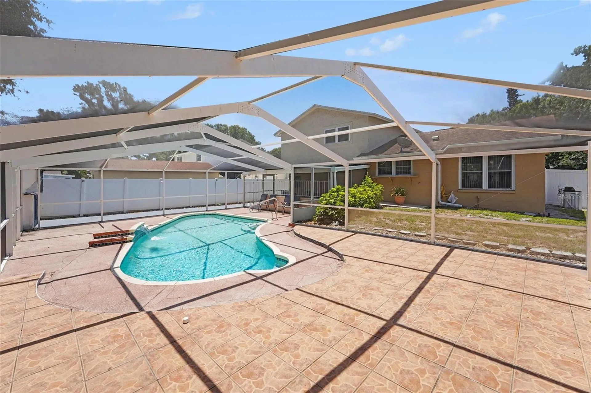 8206 Vassar Circle Tampa FL 33634