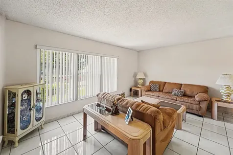8206 Vassar Circle Tampa FL 33634