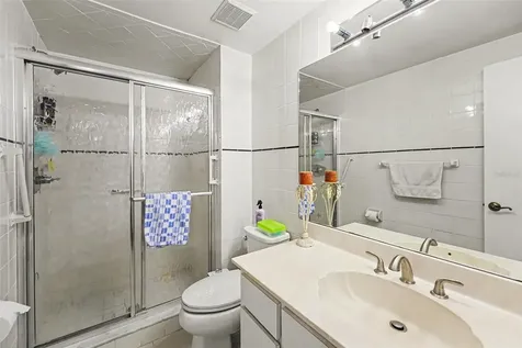 8206 Vassar Circle Tampa FL 33634
