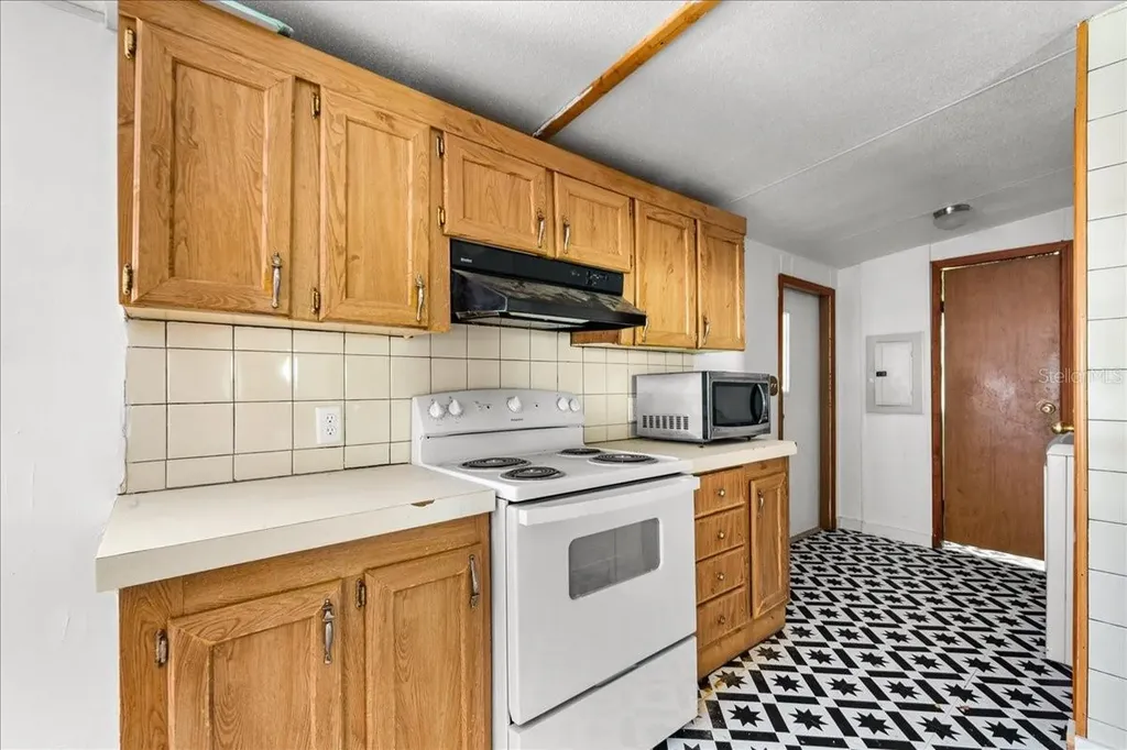 5530 SE 41st St Ocala, Fl Ocala FL 34480