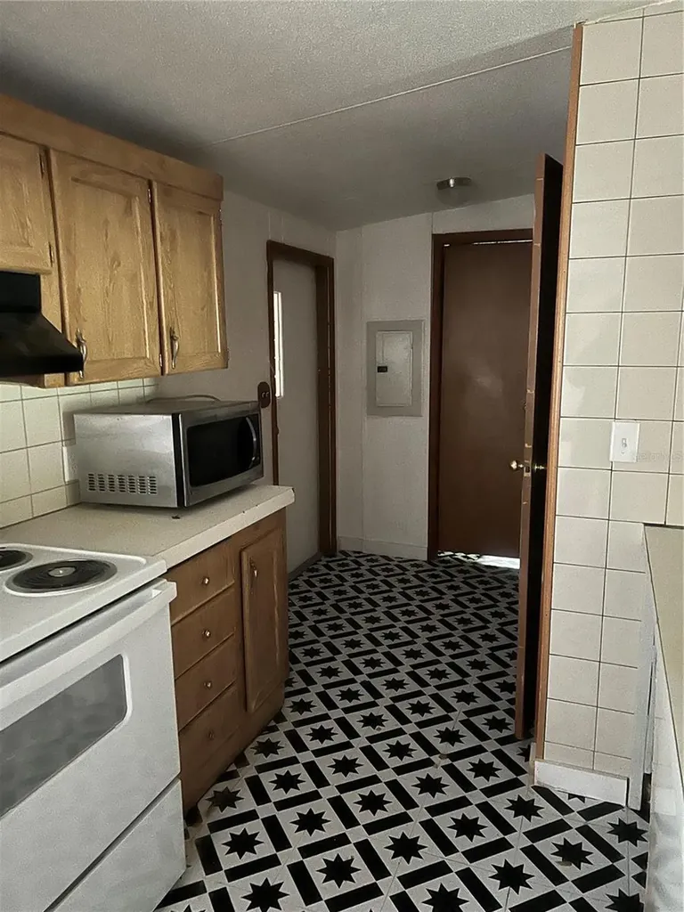 5530 SE 41st St Ocala, Fl Ocala FL 34480