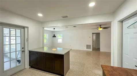 701 52nd Avenue S St Petersburg FL 33705