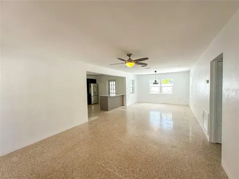 701 52nd Avenue S St Petersburg FL 33705