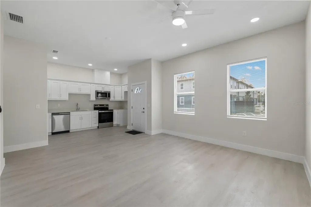 6974 Belltree Court Tampa FL 33619