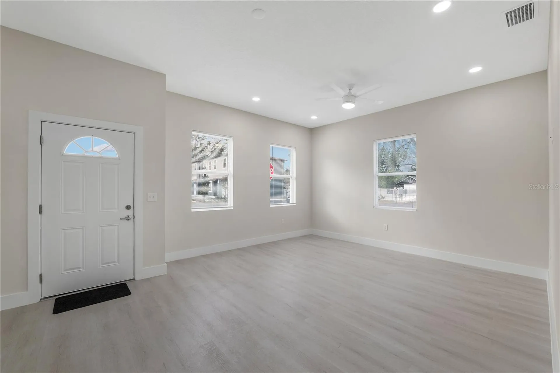 6974 Belltree Court Tampa FL 33619