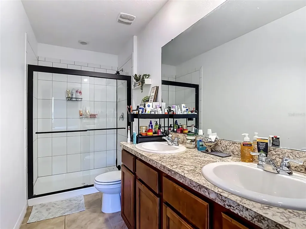 1229 Yellow Finch Drive Davenport FL 33837