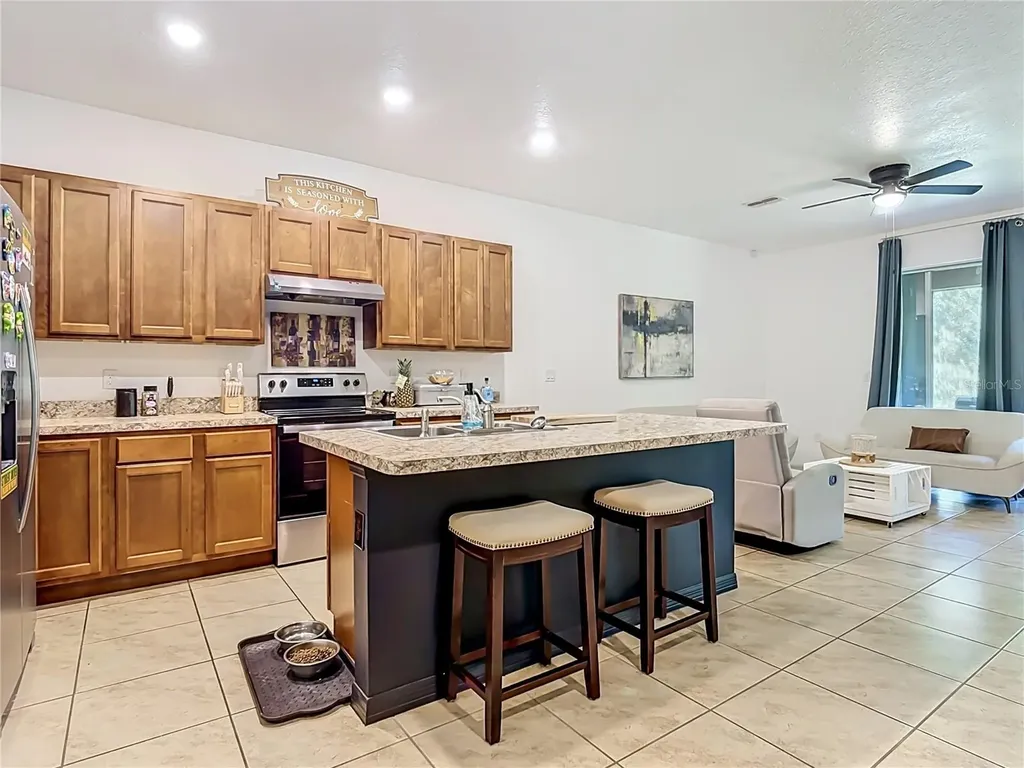 1229 Yellow Finch Drive Davenport FL 33837