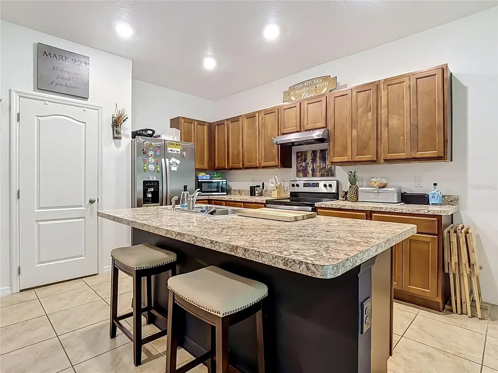 1229 Yellow Finch Drive Davenport FL 33837