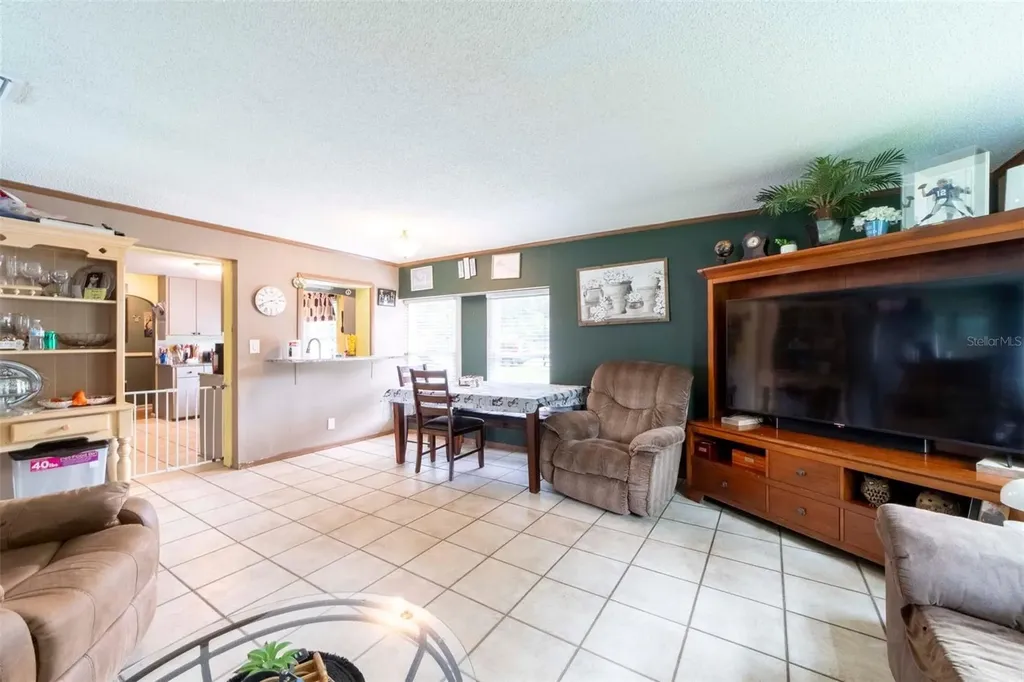 27 Volusia Drive Debary FL 32713