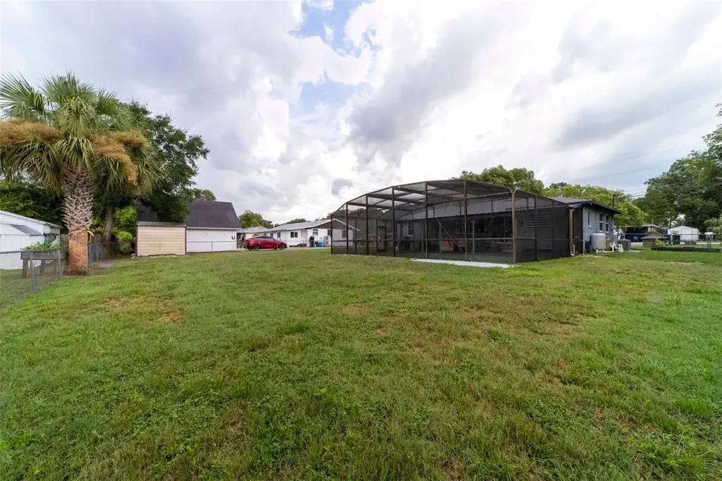 27 Volusia Drive Debary FL 32713