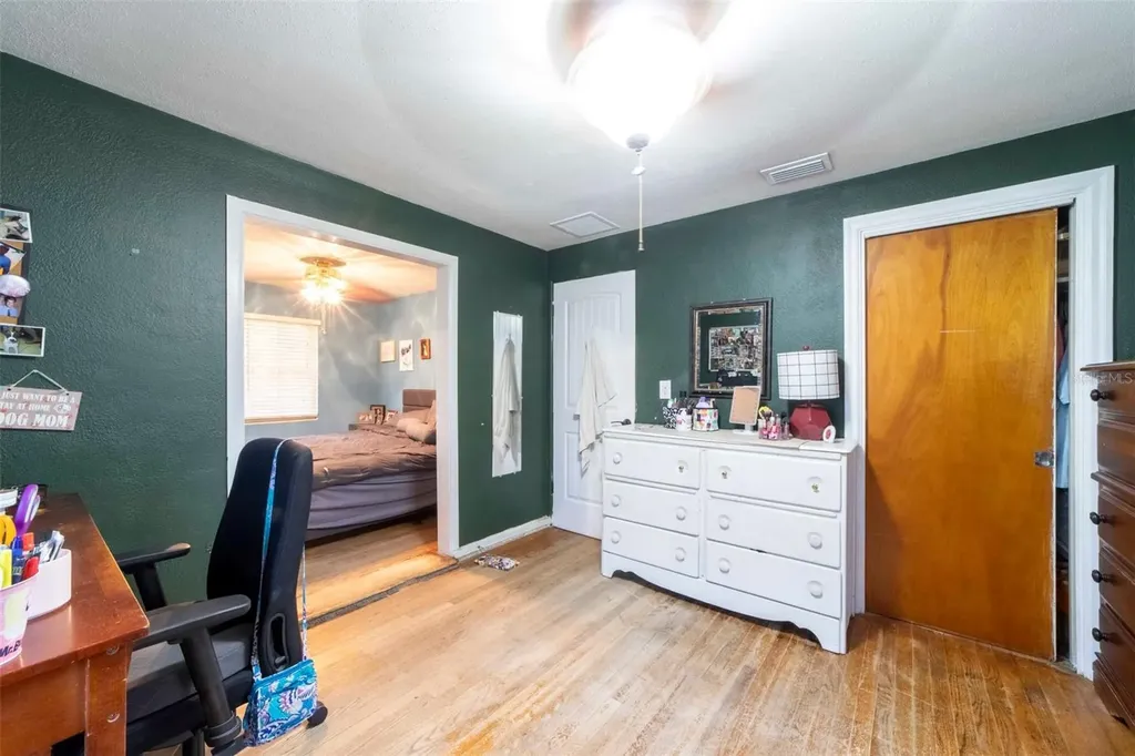 27 Volusia Drive Debary FL 32713