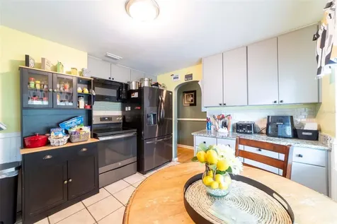 27 Volusia Drive Debary FL 32713
