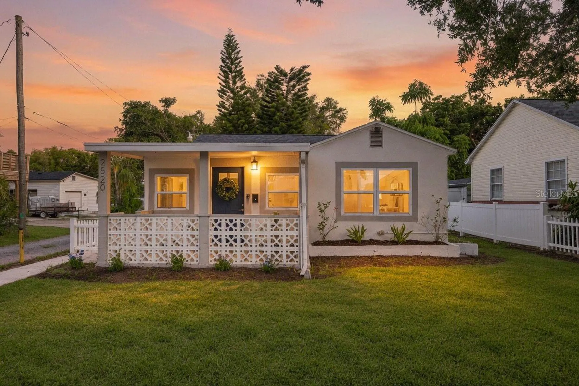 2520 15th Avenue N St Petersburg FL 33713