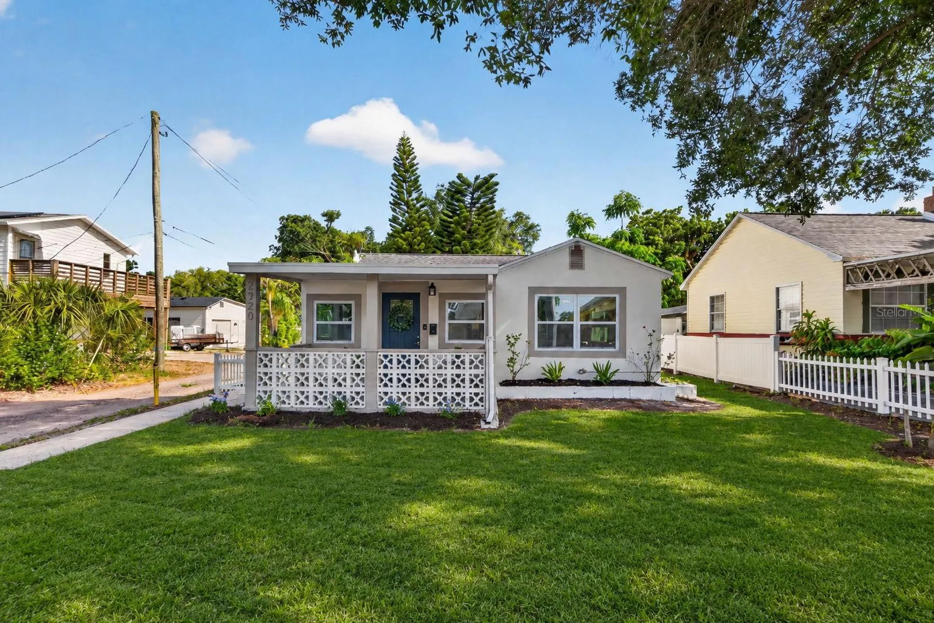 2520 15th Avenue N St Petersburg FL 33713