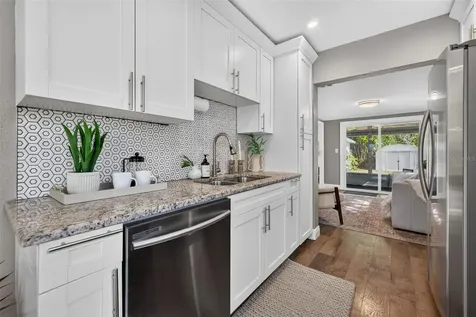 2520 15th Avenue N St Petersburg FL 33713