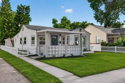 2520 15th Avenue N St Petersburg FL 33713