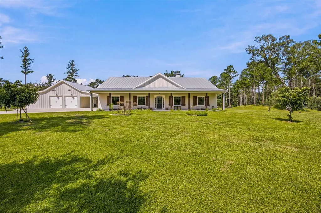 10080 SE 1st Street Road Silver Springs FL 34488
