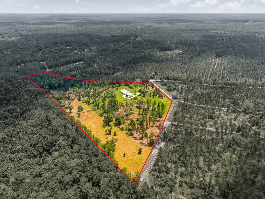 10080 SE 1st Street Road Silver Springs FL 34488