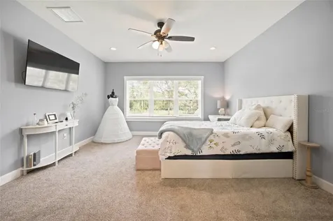10080 SE 1st Street Road Silver Springs FL 34488