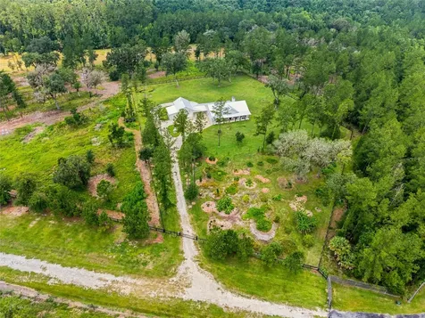 10080 SE 1st Street Road Silver Springs FL 34488