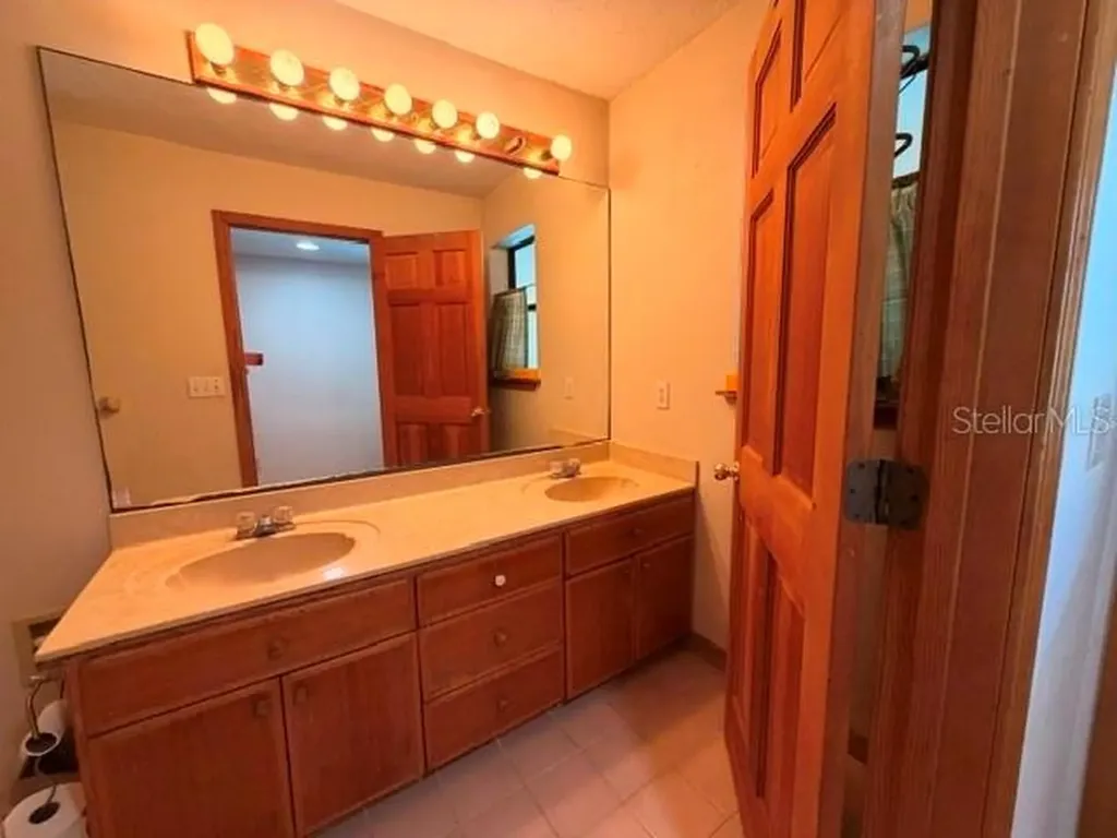 4944 Midnight Lane Sarasota FL 34235