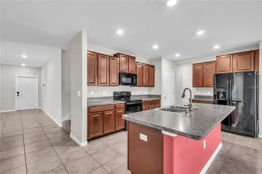 1739 Broad Winged Hawk Drive Ruskin FL 33570
