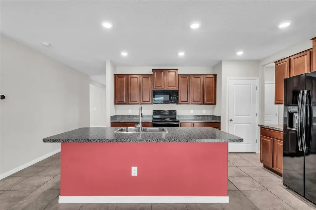 1739 Broad Winged Hawk Drive Ruskin FL 33570