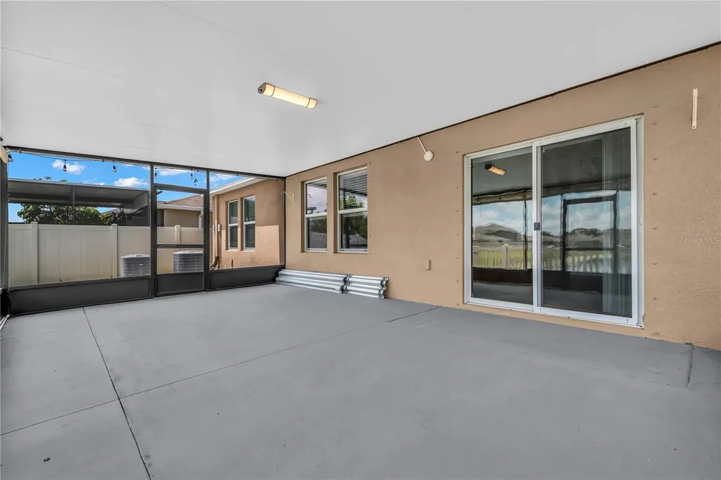 1739 Broad Winged Hawk Drive Ruskin FL 33570