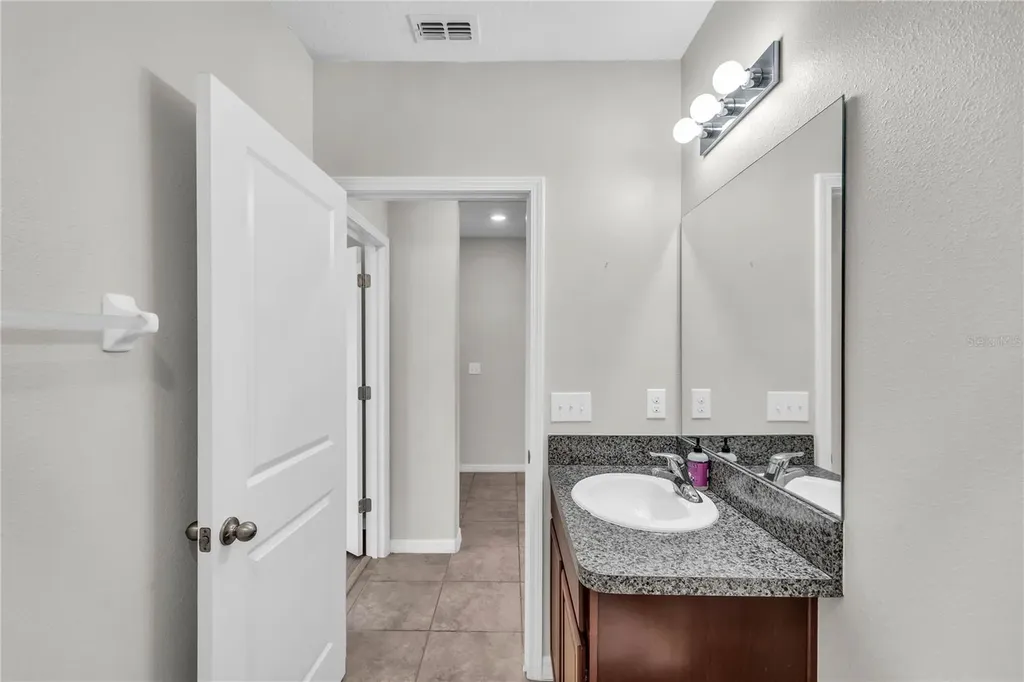 1739 Broad Winged Hawk Drive Ruskin FL 33570