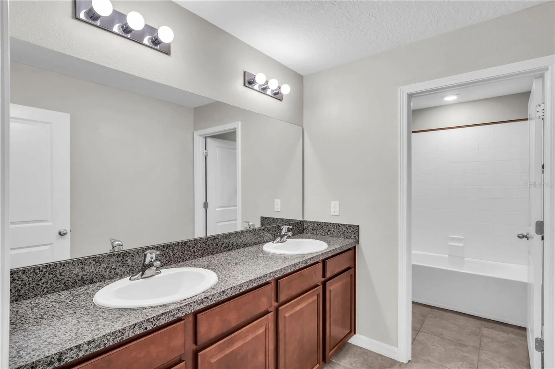 1739 Broad Winged Hawk Drive Ruskin FL 33570