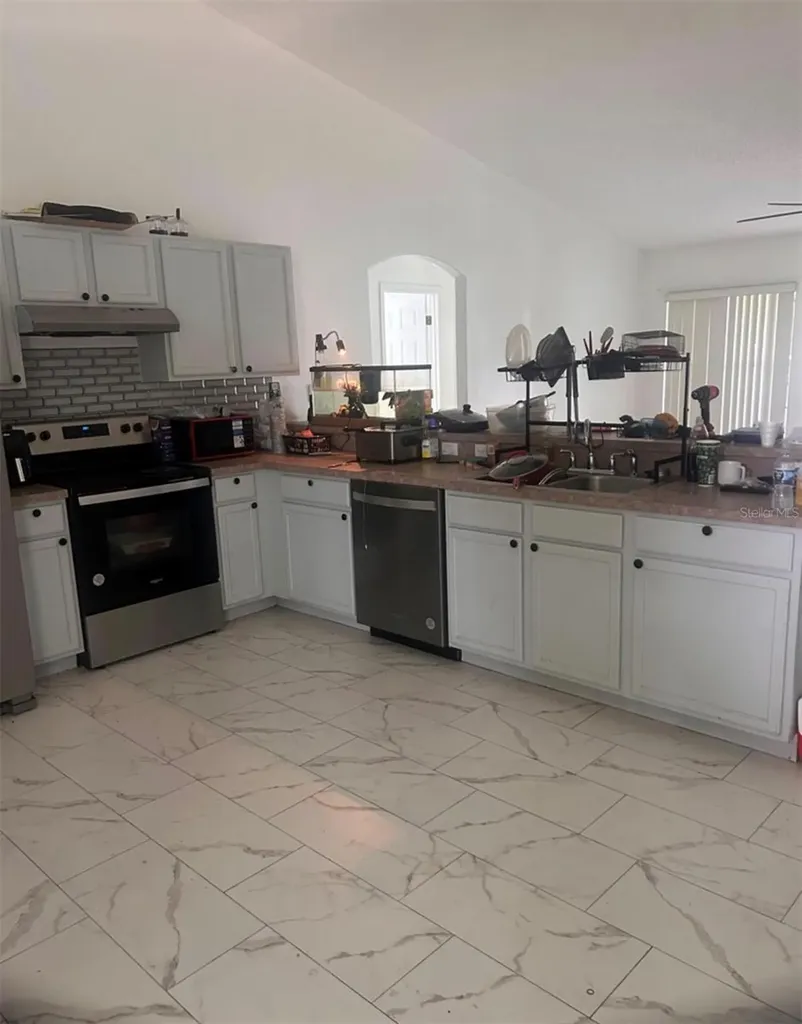 33 Coventry Court Kissimmee FL 34758