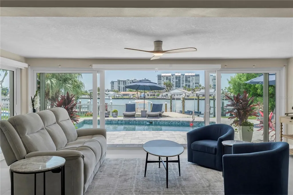 24 Marina Terrace Treasure Island FL 33706