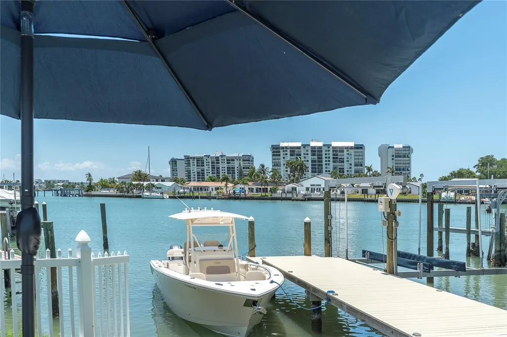 24 Marina Terrace Treasure Island FL 33706