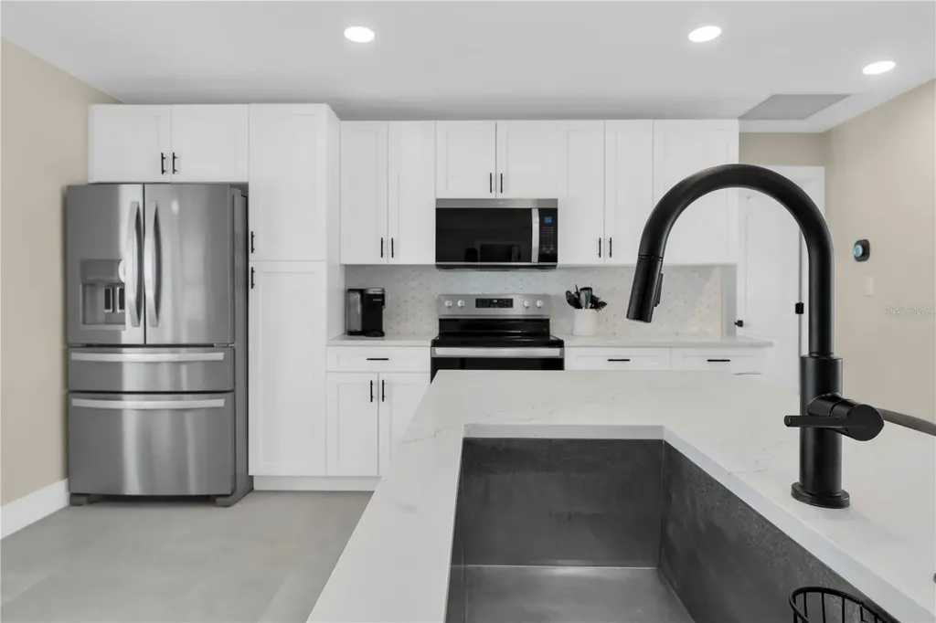 24 Marina Terrace Treasure Island FL 33706