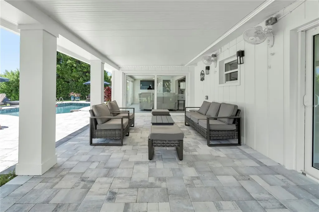 24 Marina Terrace Treasure Island FL 33706